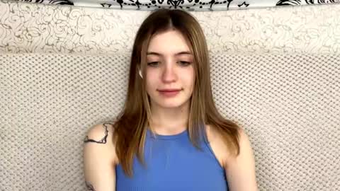 Sia online show from April 19, 8:13 am