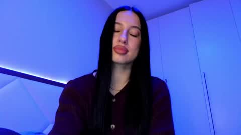 Snapshot of delly_love chatting on April 28, 8:14 pm delly_love online show from April 28, 8:14 pm