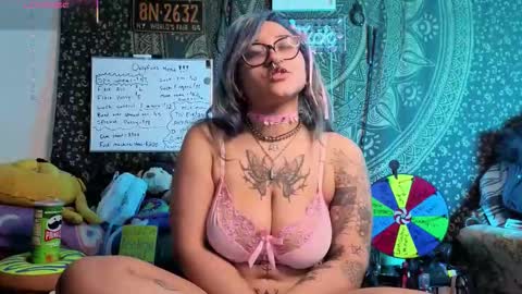 TankinBody online show from December 18, 3:23 am