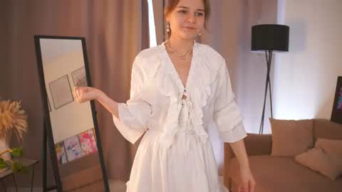 Snapshot of demetricekanady chatting on June 25, 5:12 am Hi my name is Sari nice to see you in my Room online show from June 25, 5:12 am