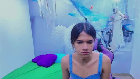 DEMI online show from November 3, 1:34 pm