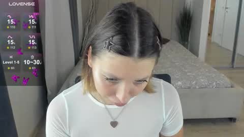 Snapshot of demi_loran chatting on October 9, 3:43 pm DEMI online show from October 9, 3:43 pm