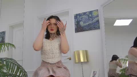 Snapshot of demi_may chatting on June 10, 11:09 am Demi online show from June 10, 11:09 am