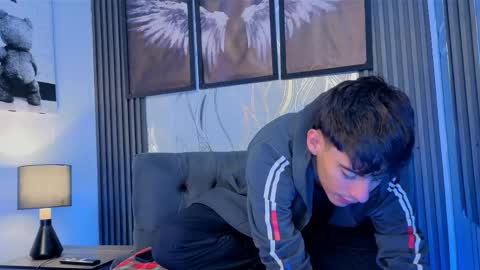 demian hot99 online show from April 28, 11:48 am