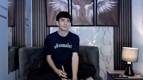demian hot99 online show from May 12, 12:02 pm