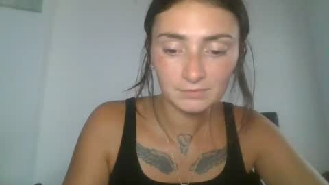 Snapshot of demiibear chatting on July 17, 11:20 pm Demi online show from July 17, 11:20 pm