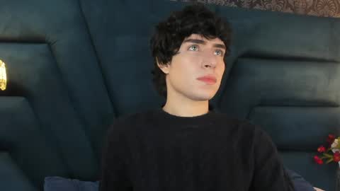 Snapshot of demon_foxx chatting on May 12, 1:08 pm online show from May 12, 1:08 pm