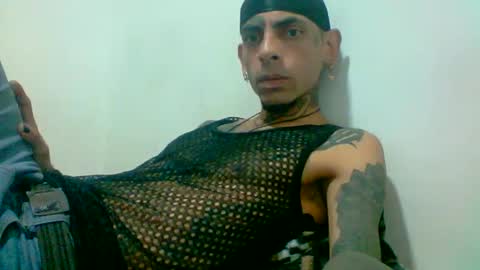 Snapshot of demon_rose_ chatting on May 12, 3:36 am demon_rose_ online show from May 12, 3:36 am