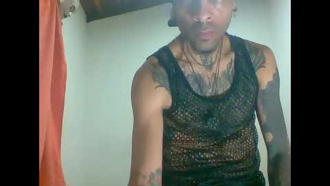 Snapshot of demon_rose_ chatting on May 18, 8:14 pm demon_rose_ online show from May 18, 8:14 pm