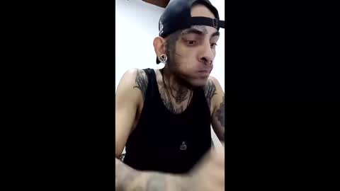 Snapshot of demon_rose_ chatting on May 24, 1:43 am demon_rose_ online show from May 24, 1:43 am