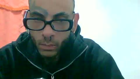 Snapshot of demon_rose_ chatting on June 23, 4:10 am demon_rose_ online show from June 23, 4:10 am