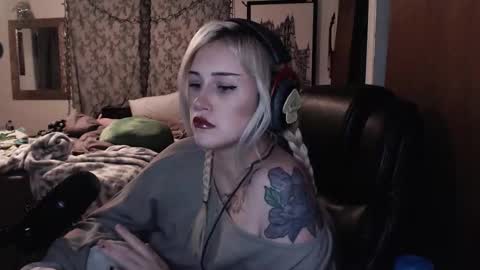 Demoness Mina online show from March 6, 2:30 am