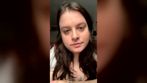 Snapshot of demonmilfmilk chatting on July 7, 4:55 pm demonmilfmilk online show from July 7, 4:55 pm