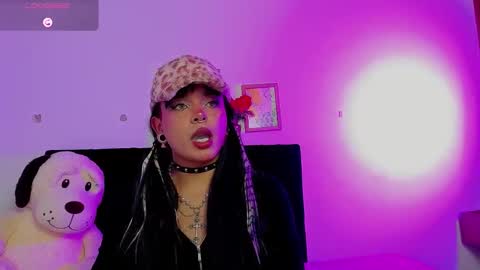 Snapshot of demony_deadboy chatting on March 29, 5:40 am Maki online show from March 29, 5:40 am