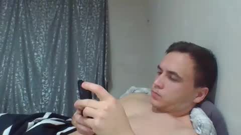 Snapshot of den4ik_sport chatting on February 16, 3:19 pm den4ik_sport online show from February 16, 3:19 pm