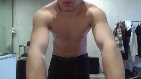 Snapshot of den4ik_sport chatting on February 19, 6:31 am den4ik_sport online show from February 19, 6:31 am