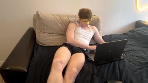Snapshot of deniel_horny chatting on May 11, 8:31 am Deni online show from May 11, 8:31 am