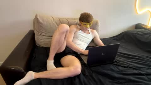 Snapshot of deniel_horny chatting on May 12, 8:22 am Deni online show from May 12, 8:22 am
