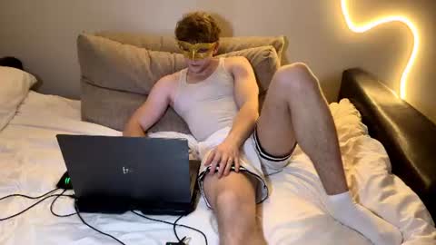 Snapshot of deniel_horny chatting on June 12, 5:56 pm Deni online show from June 12, 5:56 pm