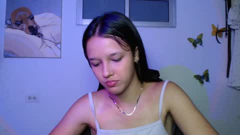 Snapshot of denis_sweet_ chatting on February 8, 3:19 am denis online show from February 8, 3:19 am