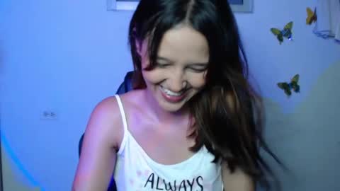 Snapshot of denis_sweet_ chatting on February 22, 12:05 am denis online show from February 22, 12:05 am