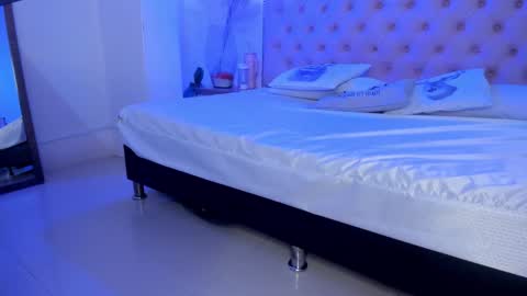 denisse_logan online show from November 3, 3:08 am