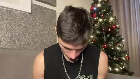 Den online show from December 11, 11:30 am