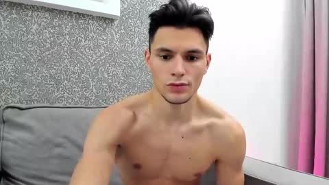 Den online show from February 25, 5:47 pm