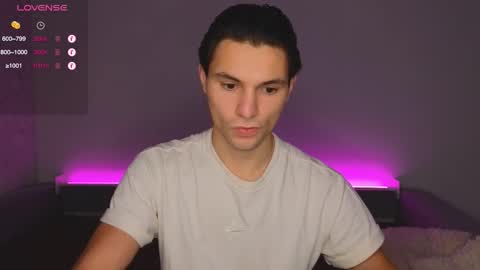 Den online show from February 13, 8:21 am