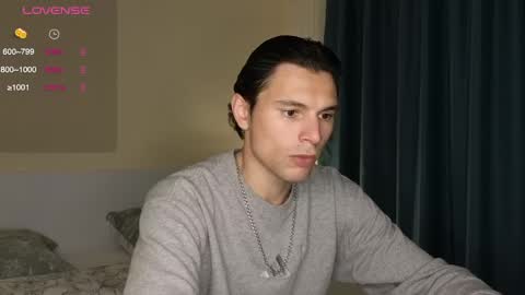 Den online show from April 22, 11:34 am