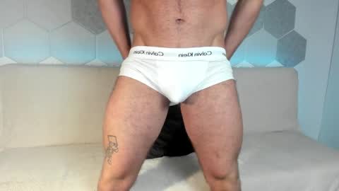 Dennis Bloom online show from April 22, 8:32 pm