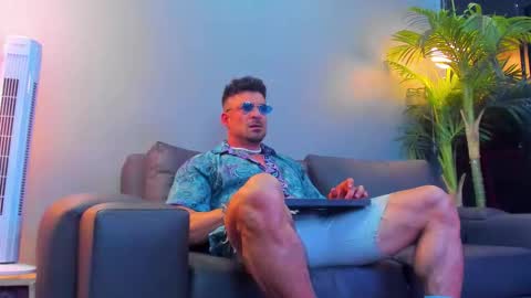 dennis_cox_ online show from October 16, 4:24 am