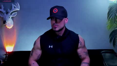 dennis_cox_ online show from February 18, 2:51 am