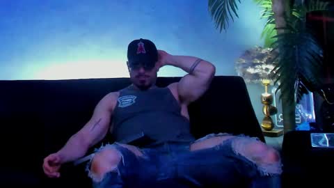 dennis_cox_ online show from May 20, 10:32 am