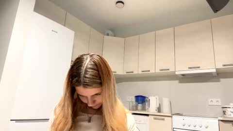 Denni online show from October 10, 5:56 pm