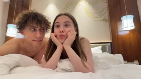 Snapshot of denobluora chatting on January 17, 8:33 pm Jasper   online show from January 17, 8:33 pm