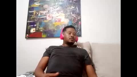 Snapshot of dentzo chatting on May 10, 9:53 pm mastER blACK online show from May 10, 9:53 pm