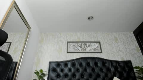 denzelrios online show from April 2, 3:59 am