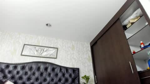 denzelrios online show from April 7, 3:40 am