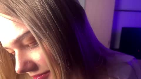 Snapshot of deonnahobb chatting on March 13, 4:35 pm Luna online show from March 13, 4:35 pm