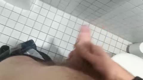 der_wanderer12 online show from November 5, 12:49 pm