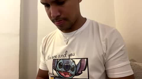 Snapshot of dereck_myers chatting on March 1, 4:09 pm Dereck Myers online show from March 1, 4:09 pm