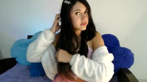 Snapshot of derek_44 chatting on May 15, 4:41 am derek_44 online show from May 15, 4:41 am