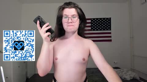 Derek online show from November 11, 3:23 pm