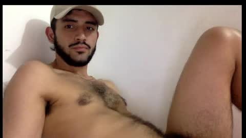 Snapshot of derek_smiith chatting on January 22, 9:10 pm Derek smiith online show from January 22, 9:10 pm