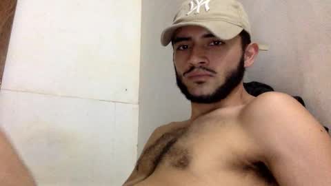 Snapshot of derek_smiith chatting on October 5, 10:18 pm Derek smiith online show from October 5, 10:18 pm