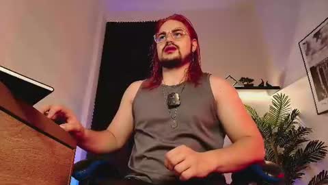 Snapshot of derek_vow chatting on August 5, 1:52 am Derek online show from August 5, 1:52 am