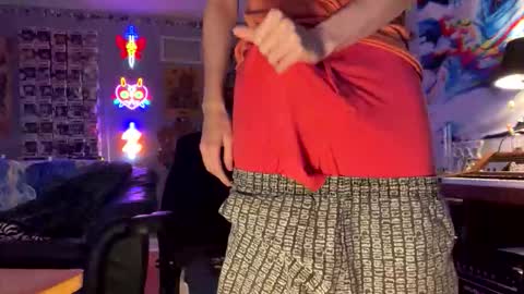 derekdings online show from December 1, 6:35 pm