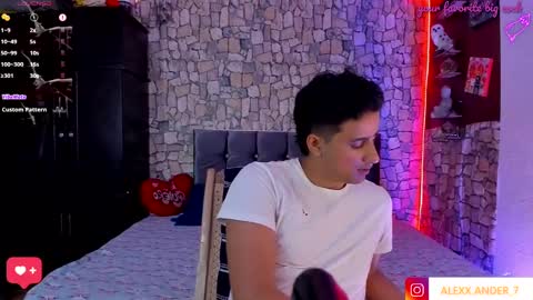 Snapshot of derekk_cute chatting on February 7, 4:16 am DEREKK online show from February 7, 4:16 am