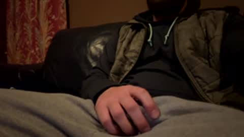 derekmaxxx online show from February 18, 3:24 am